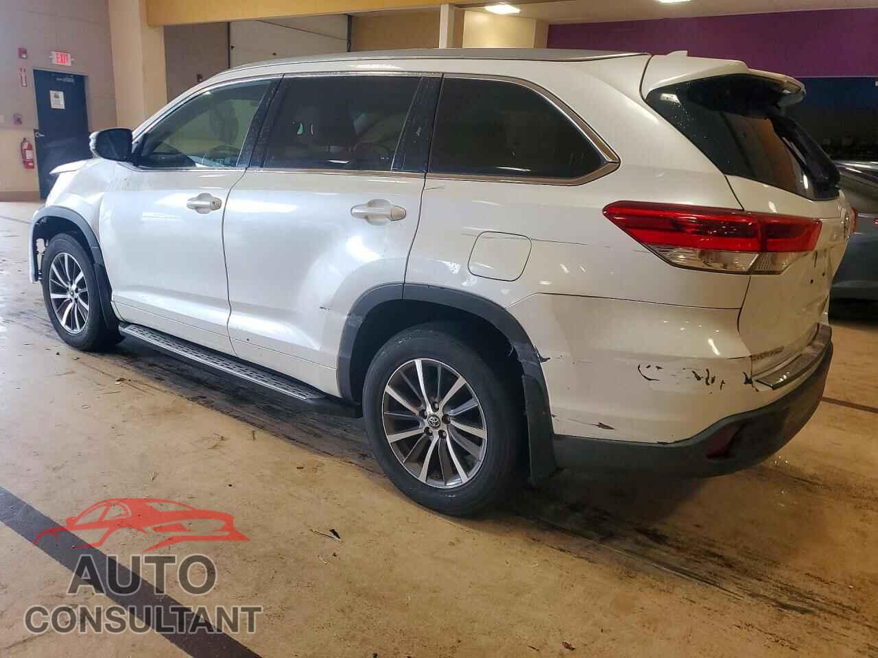 TOYOTA HIGHLANDER 2017 - 5TDJZRFH9HS477031