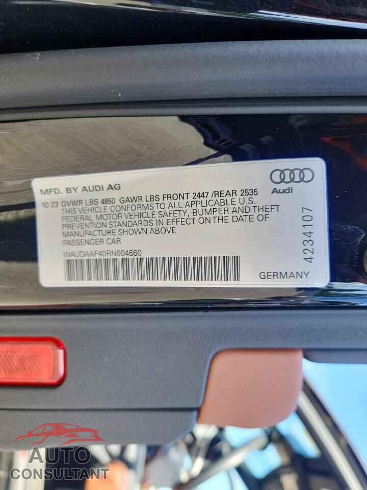 AUDI A4 2024 - WAUDAAF40RN004660