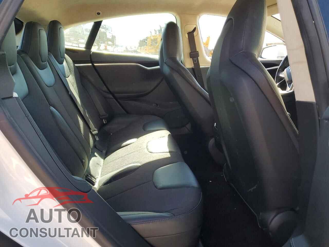 TESLA MODEL S 2016 - 5YJSA1E17GF162281