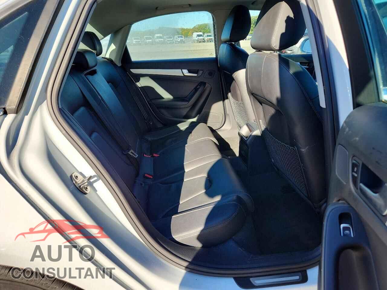 AUDI A4 2013 - WAUDFAFL0DN023923