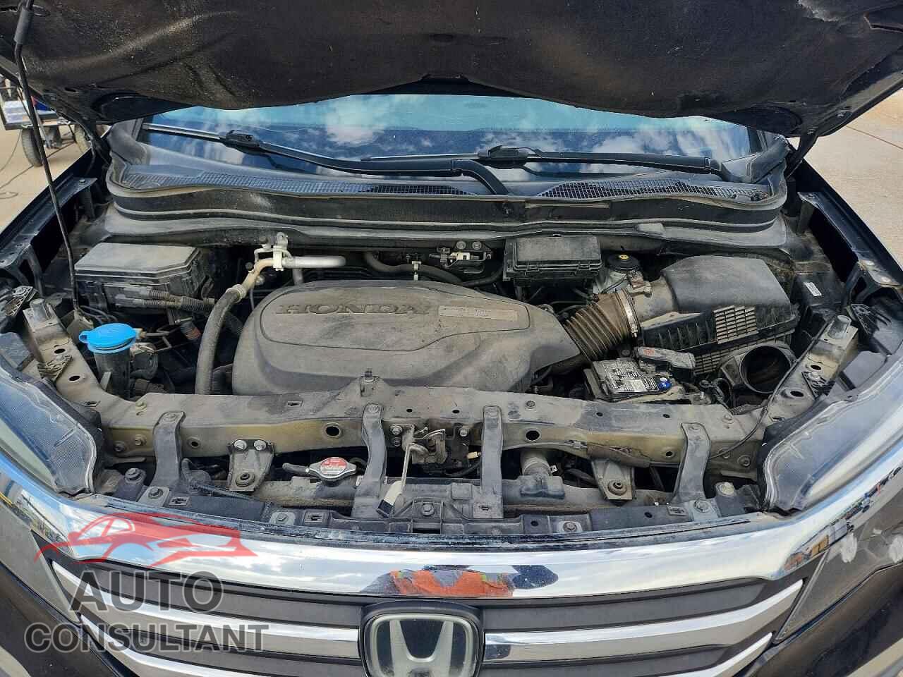 HONDA PILOT 2017 - 5FNYF5H69HB021434
