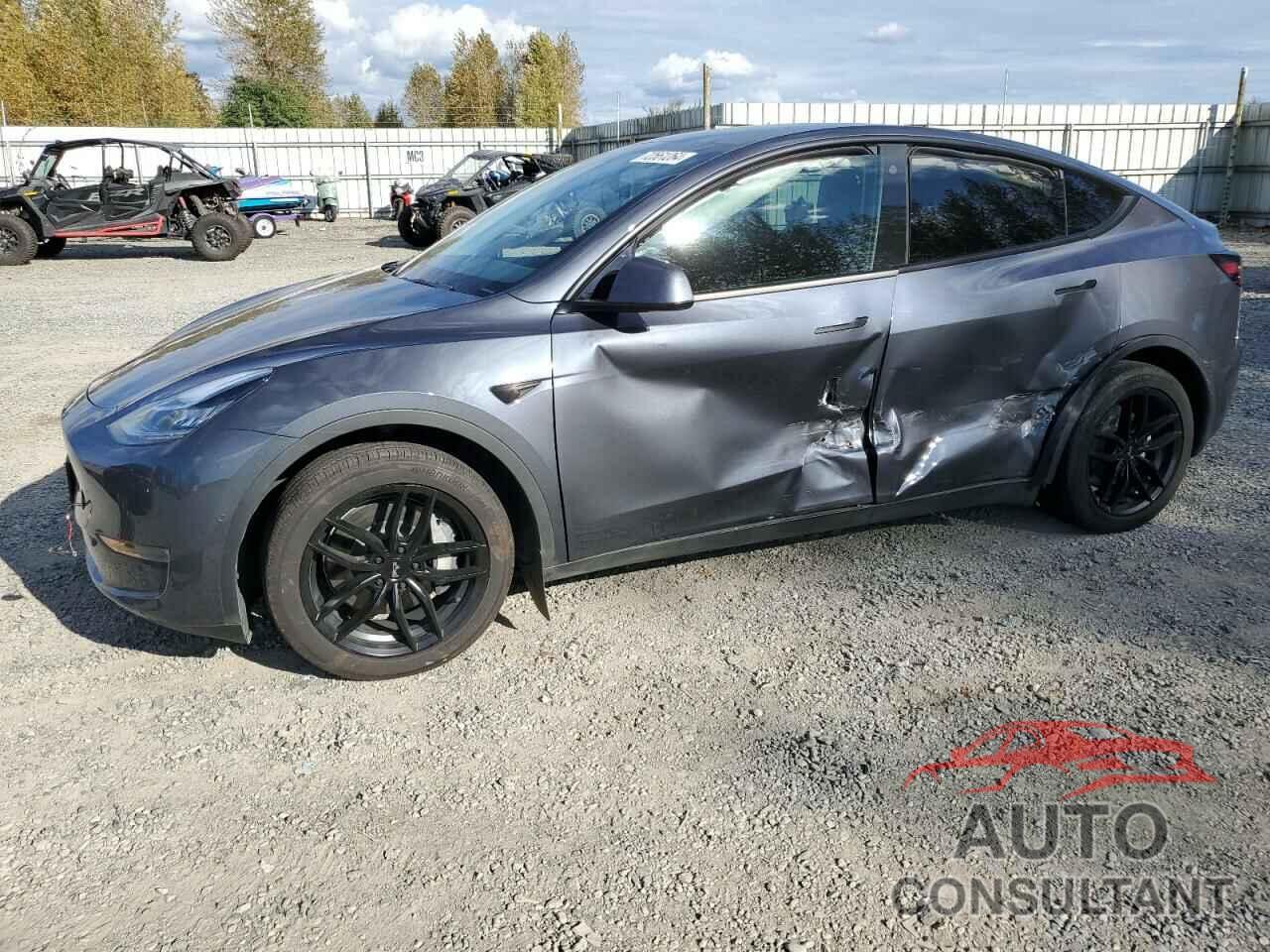 TESLA MODEL Y 2022 - 7SAYGDEE7NF460553