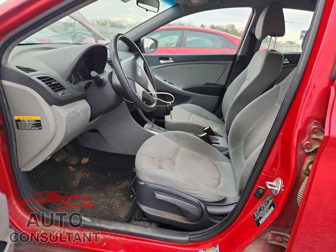 HYUNDAI ACCENT 2013 - KMHCT4AE2DU526193