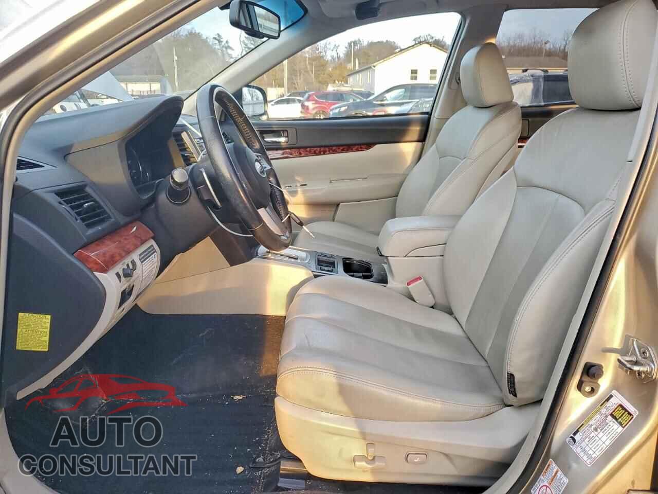 SUBARU OUTBACK 2010 - 4S4BRBKC8A3377351