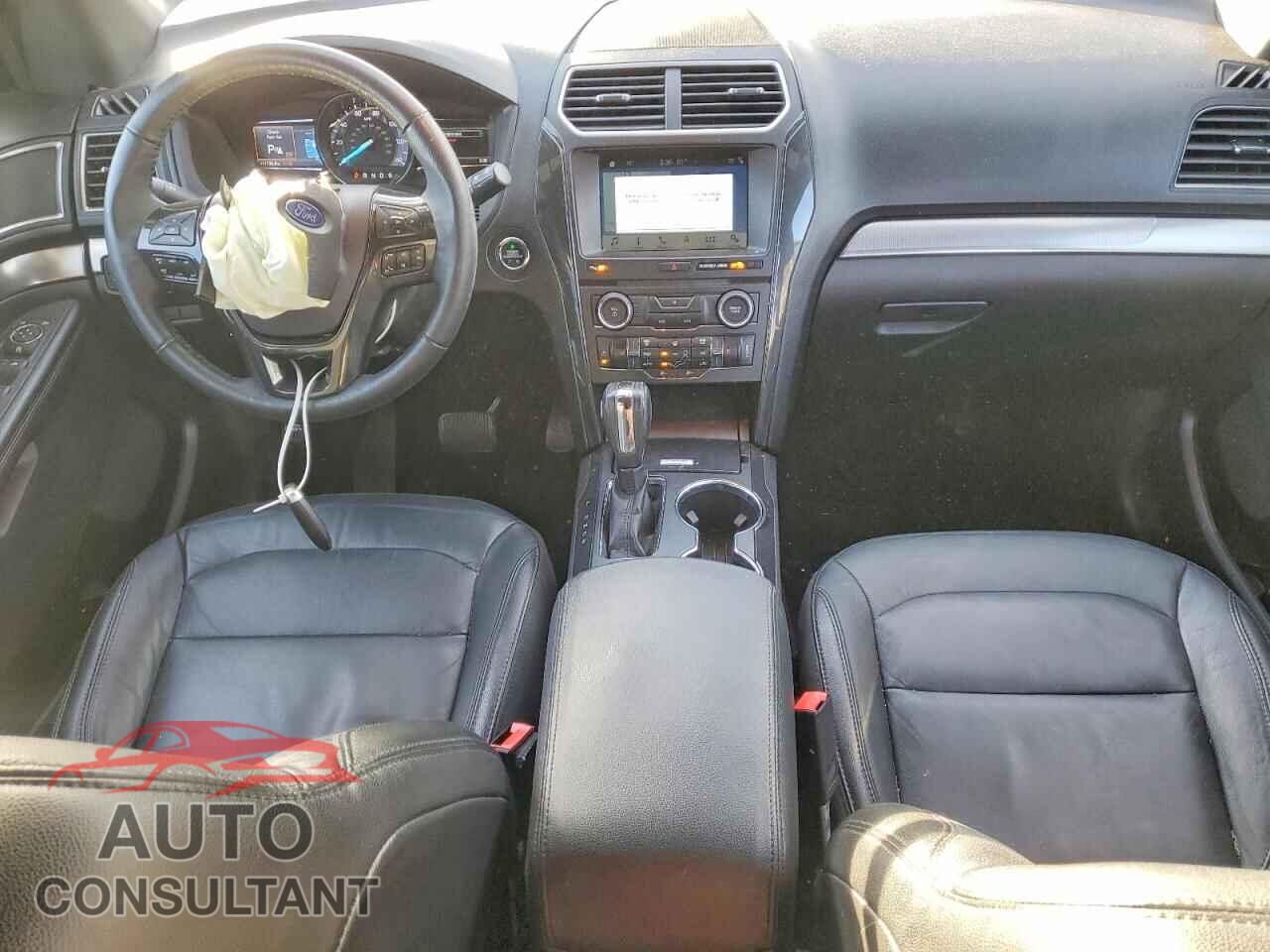 FORD EXPLORER 2018 - 1FM5K7D84JGB83481