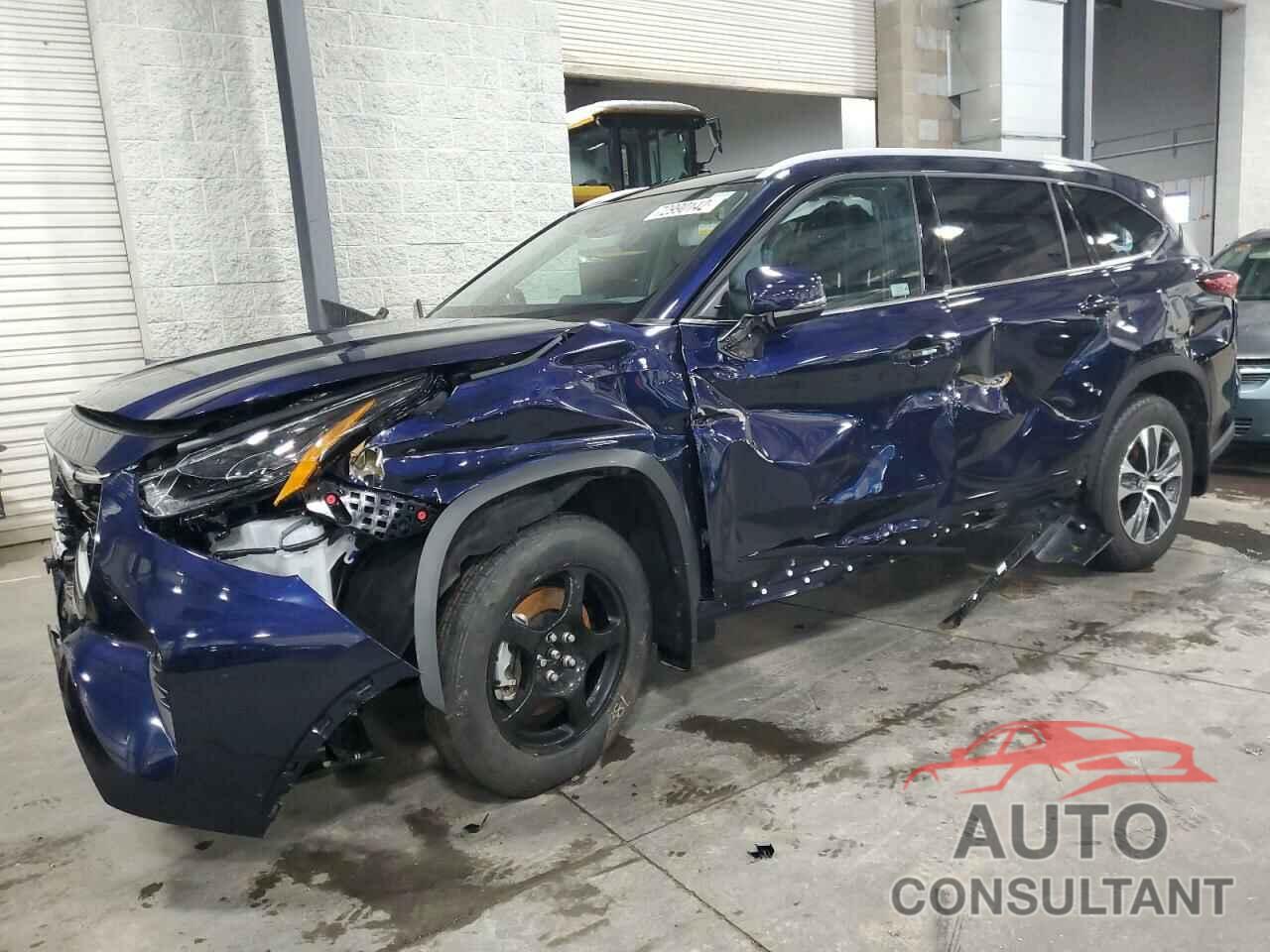 TOYOTA HIGHLANDER 2022 - 5TDGZRBH6NS595095