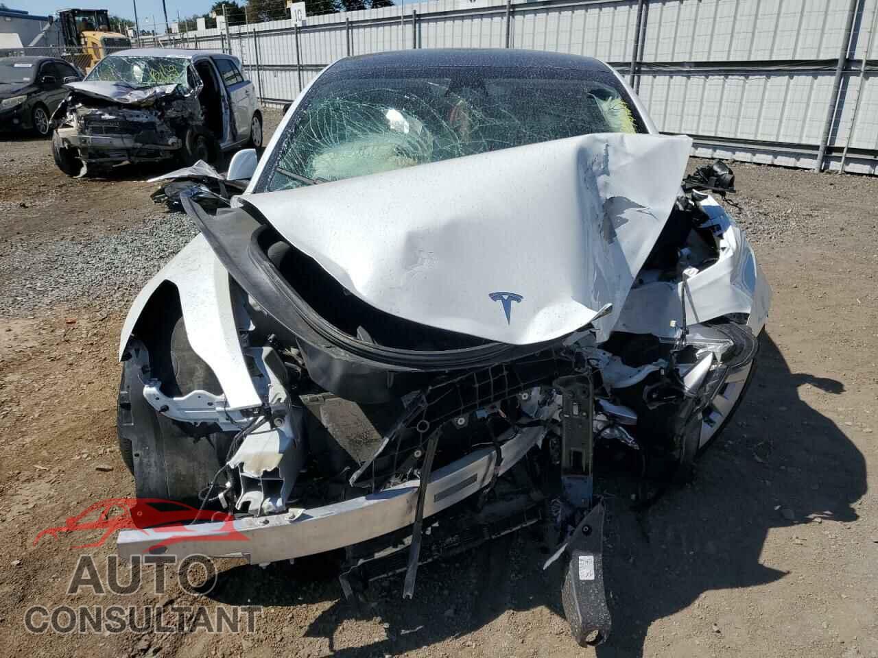 TESLA MODEL 3 2023 - 5YJ3E1EA9PF383213