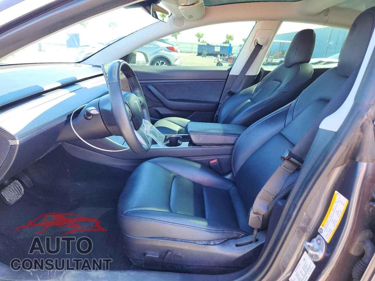 TESLA MODEL 3 2020 - 5YJ3E1EB3LF663955