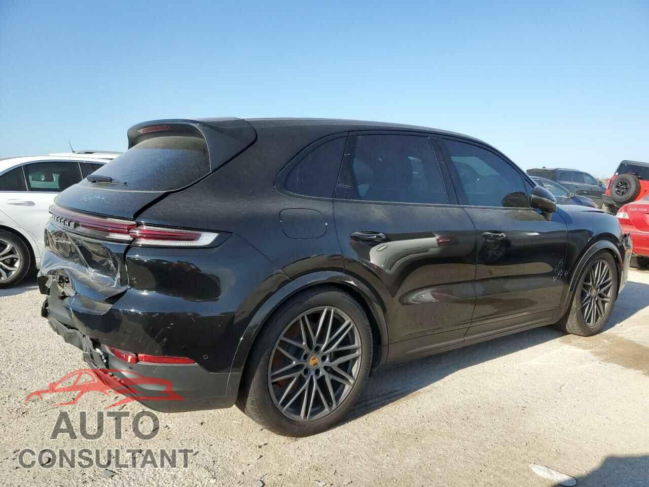 PORSCHE CAYENNE 2024 - WP1AA2AY4RDA04588