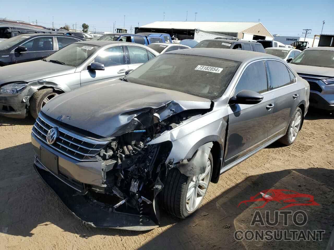 VOLKSWAGEN PASSAT 2017 - 1VWGT7A32HC025982