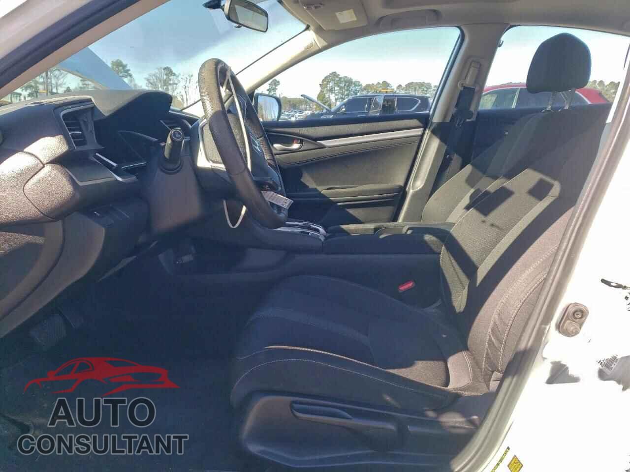 HONDA CIVIC 2018 - 19XFC2F72JE044253