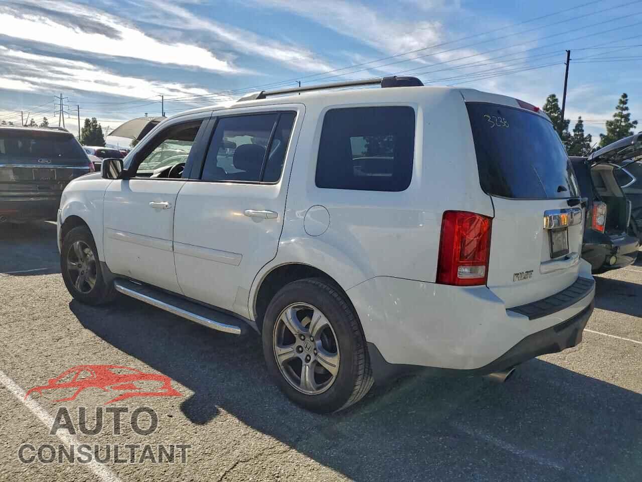 HONDA PILOT 2013 - 5FNYF4H42DB031256
