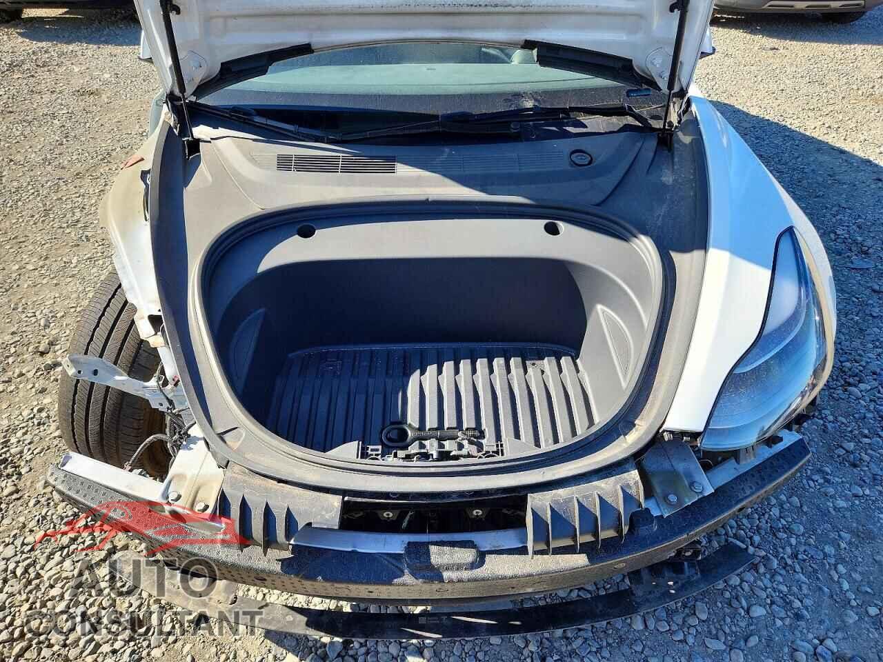 TESLA MODEL 3 2023 - 5YJ3E1EA0PF607159