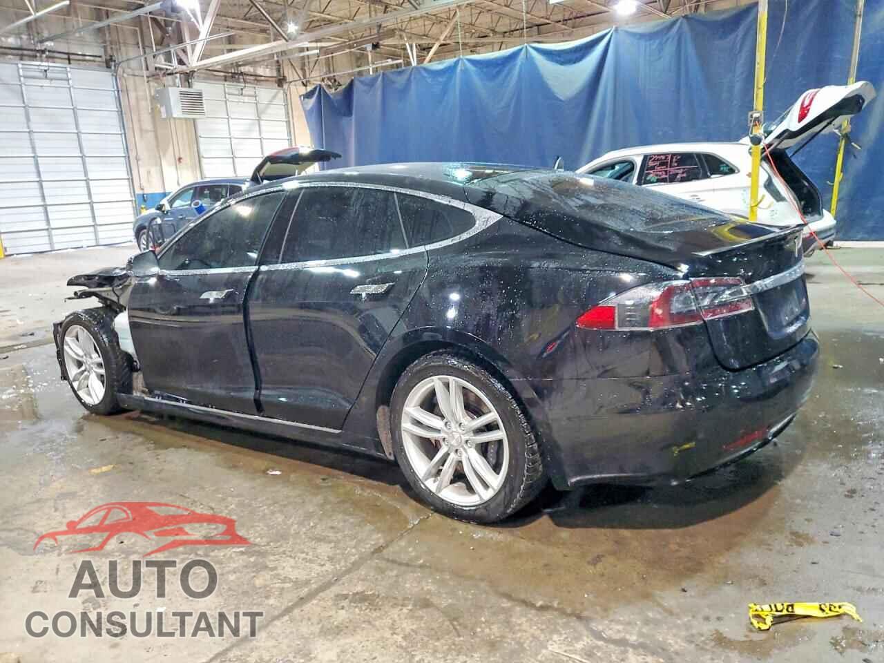 TESLA MODEL S 2016 - 5YJSA1E28GF152531