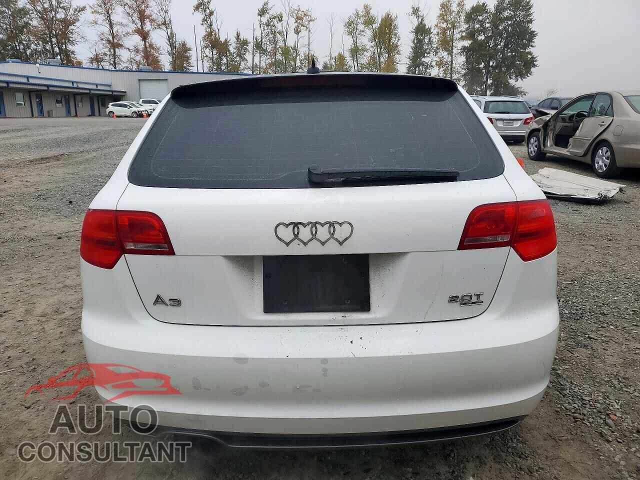 AUDI A3 2013 - WAUMFAFM5DA031399
