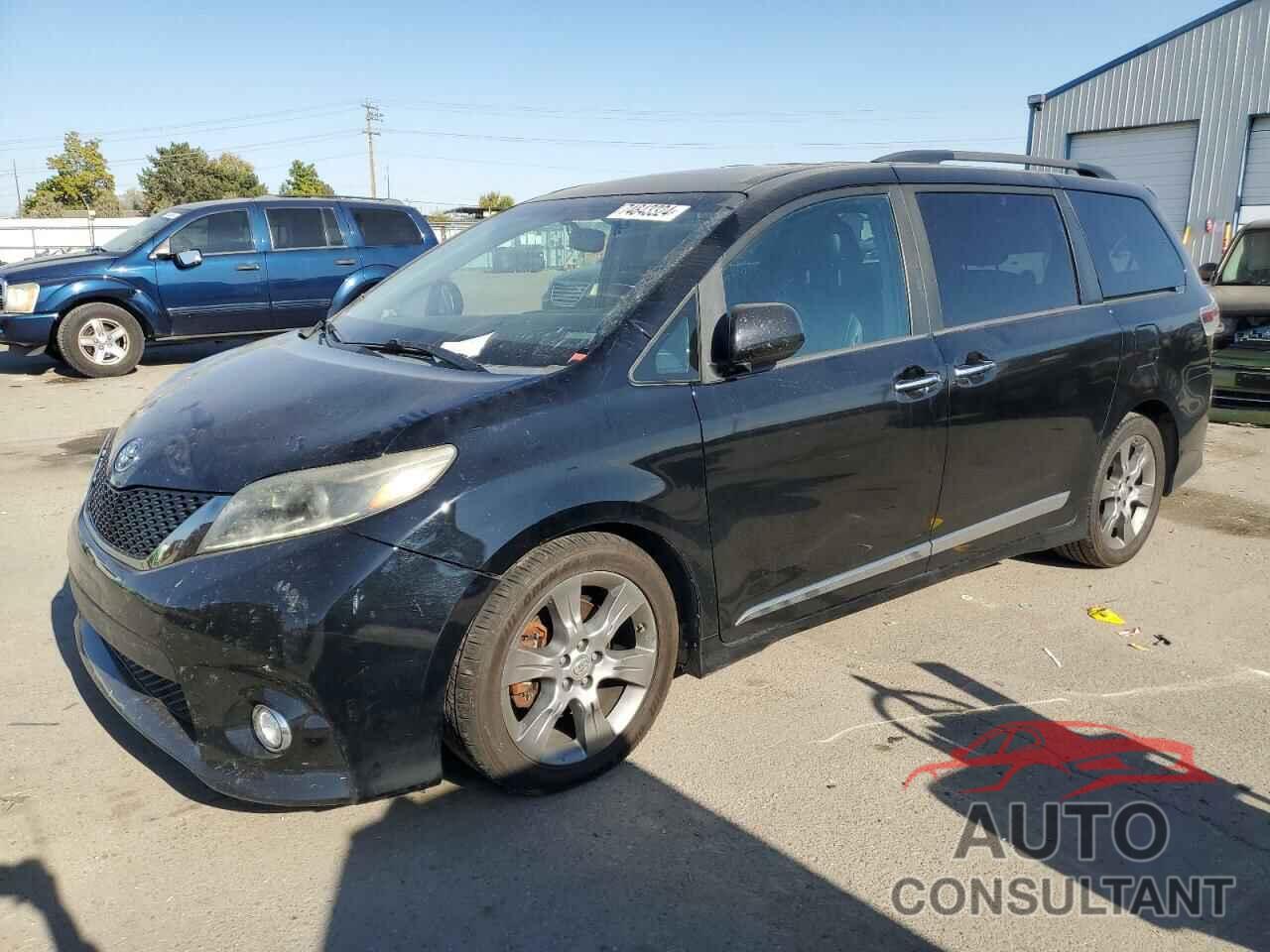 TOYOTA SIENNA 2015 - 5TDXK3DC7FS549635