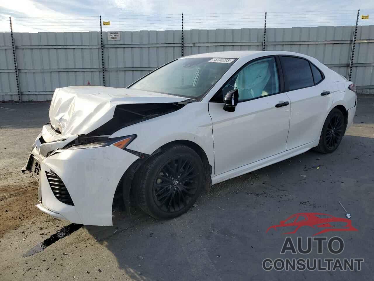 TOYOTA CAMRY 2019 - 4T1B11HK7KU290875