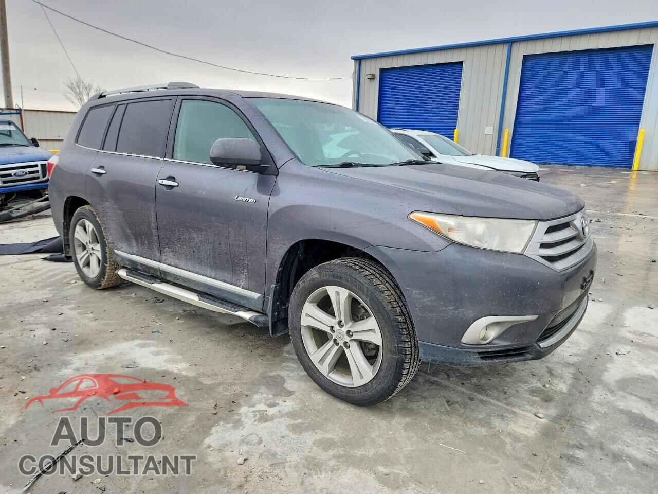 TOYOTA HIGHLANDER 2013 - 5TDYK3EH8DS102789