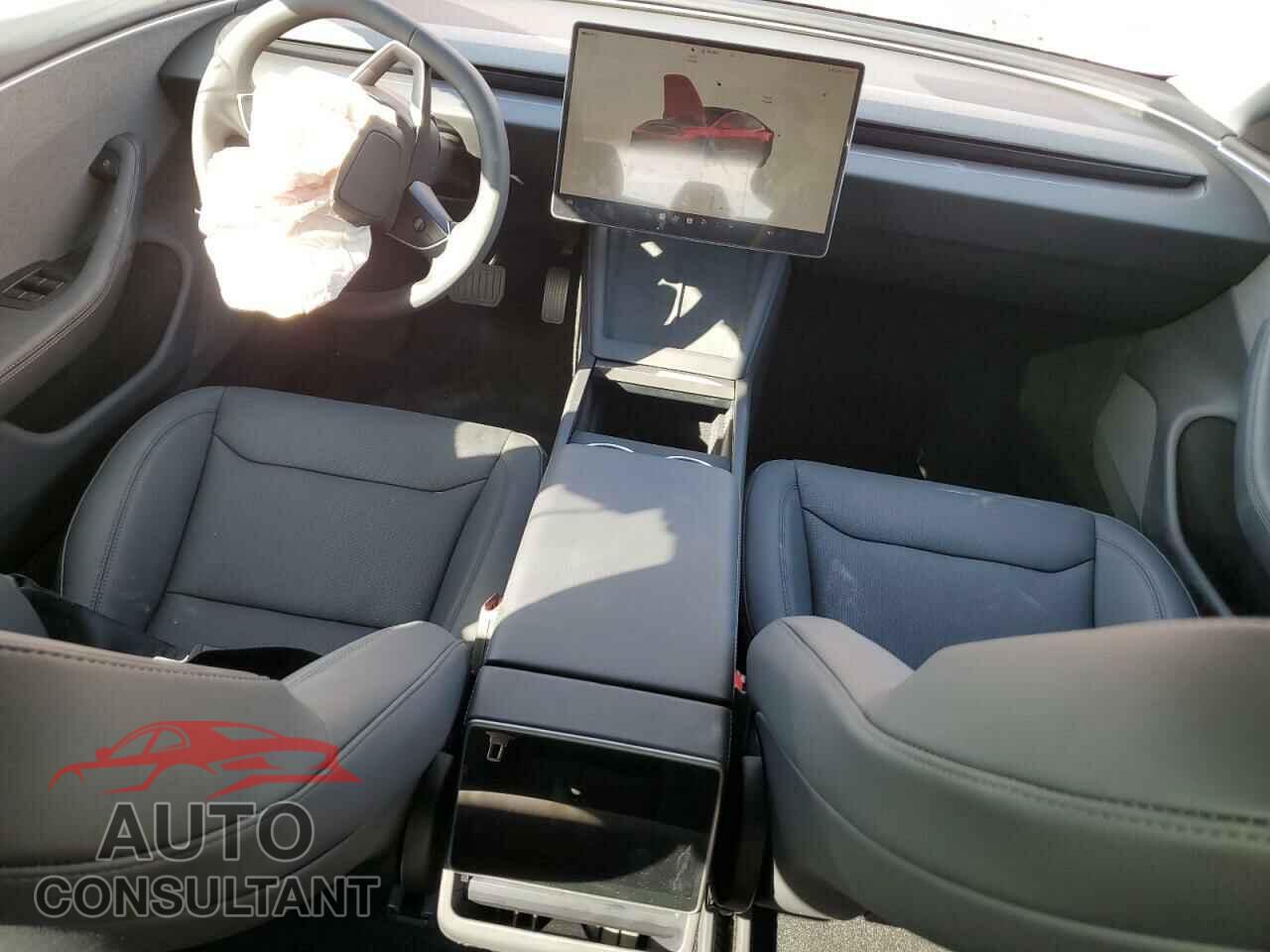 TESLA MODEL 3 2024 - 5YJ3E1EA5RF871853