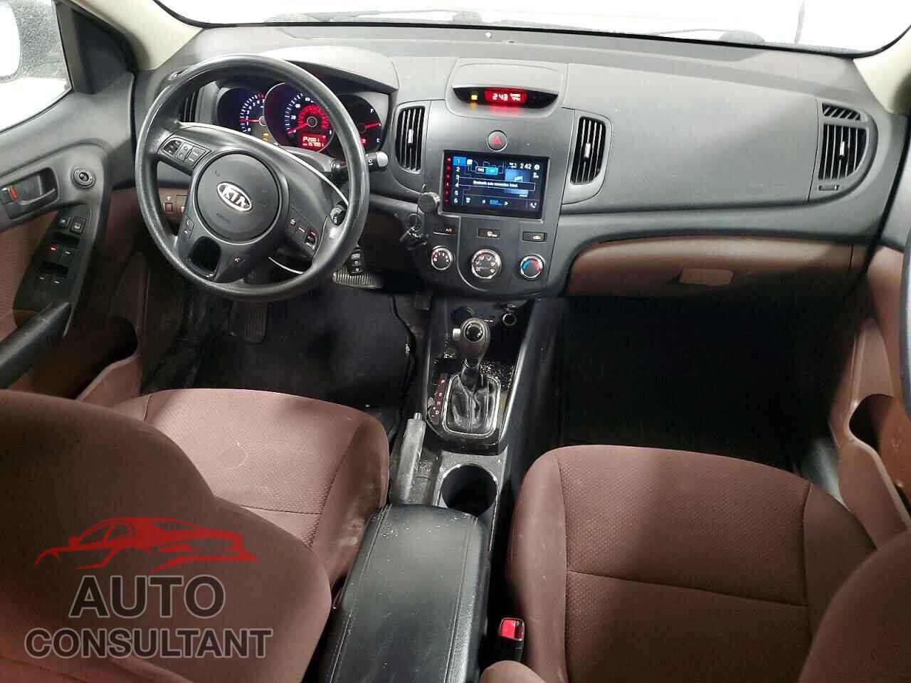 KIA FORTE 2011 - KNAFU4A25B5403836
