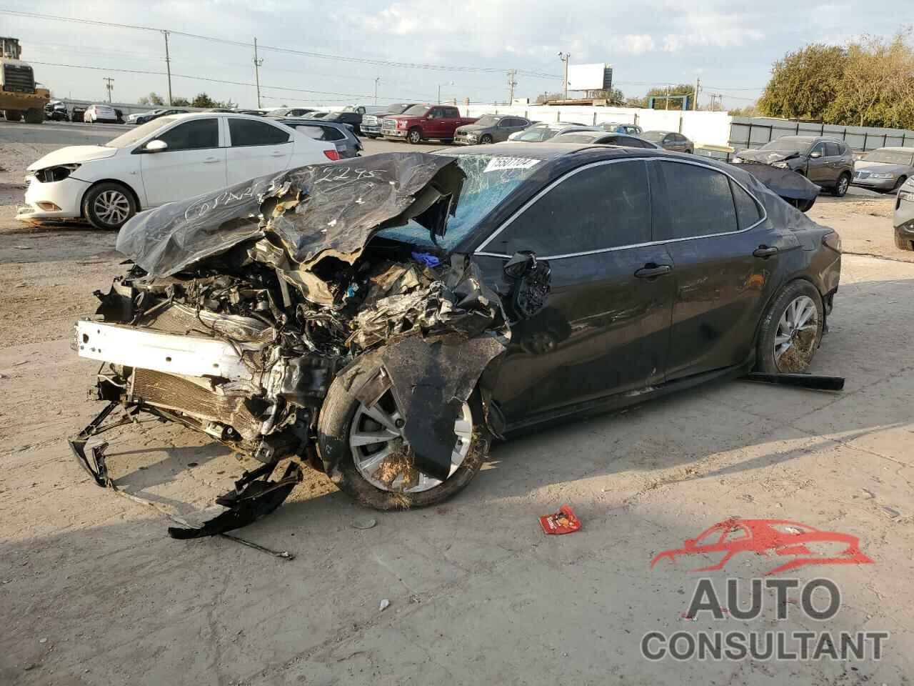 TOYOTA CAMRY 2022 - 4T1C11AK9NU632295