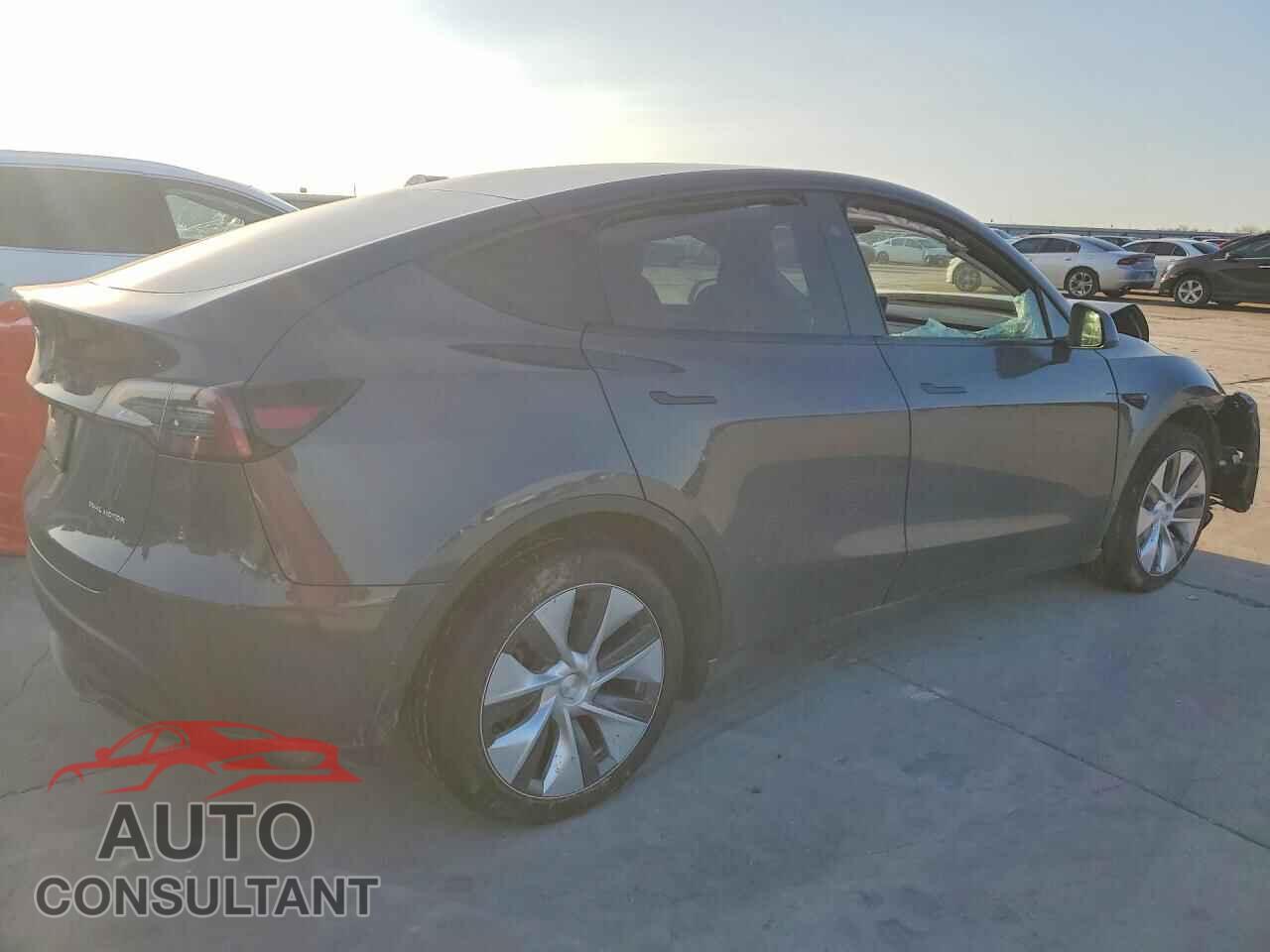 TESLA MODEL Y 2023 - 7SAYGAEE9PF901214