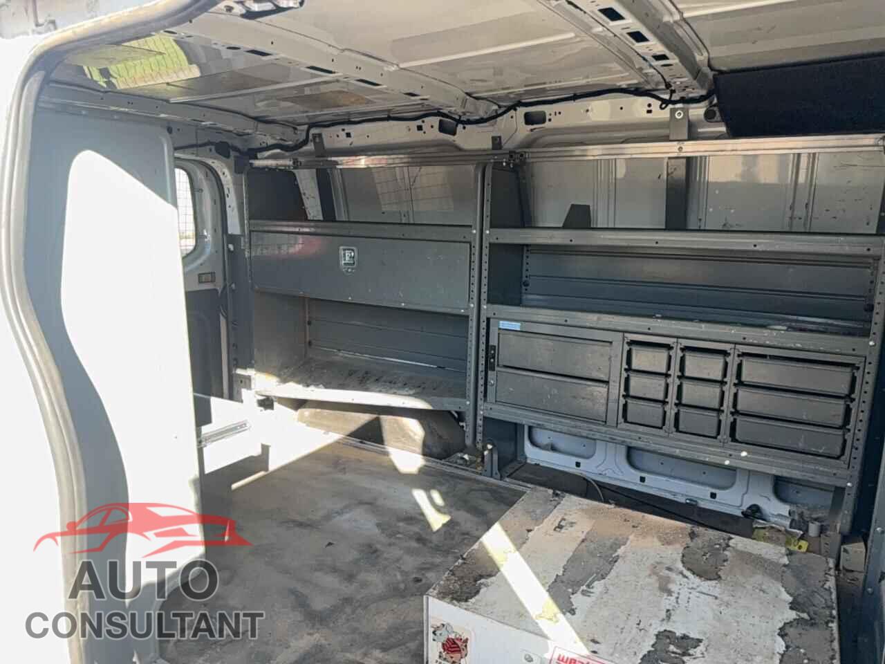 FORD TRANSIT 2015 - 1FTYR1ZM1FKB05020