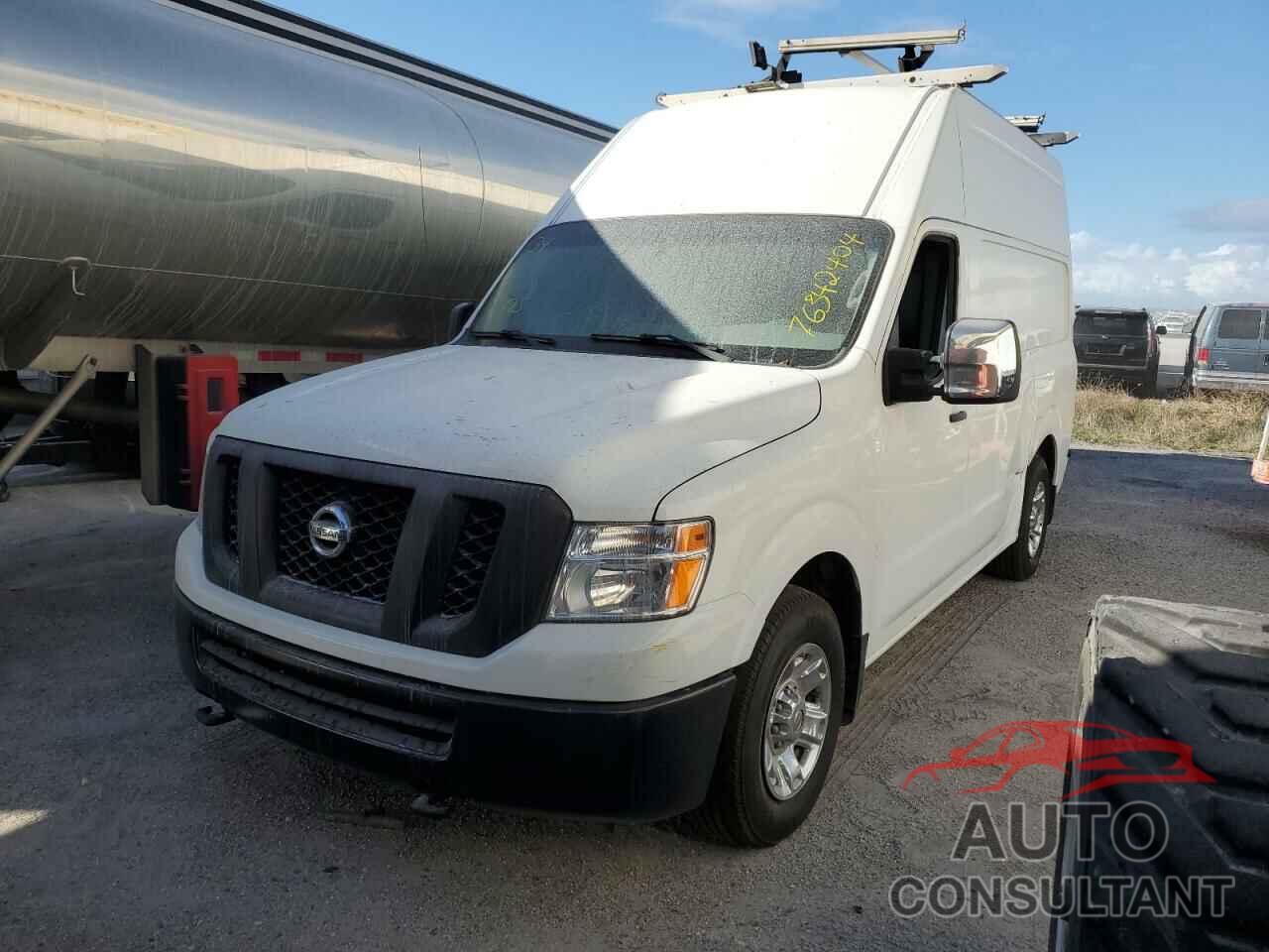 NISSAN NV 2019 - 1N6AF0LY5KN802602