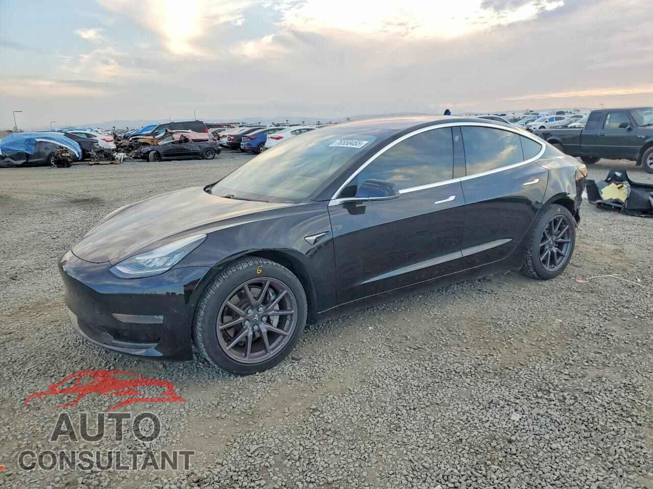 TESLA MODEL 3 2018 - 5YJ3E1EA7JF171840