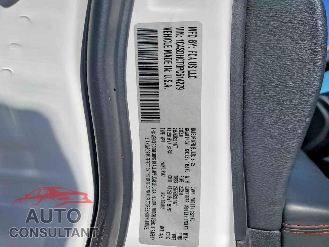 DODGE DURANGO 2023 - 1C4SDHCT0PC614279
