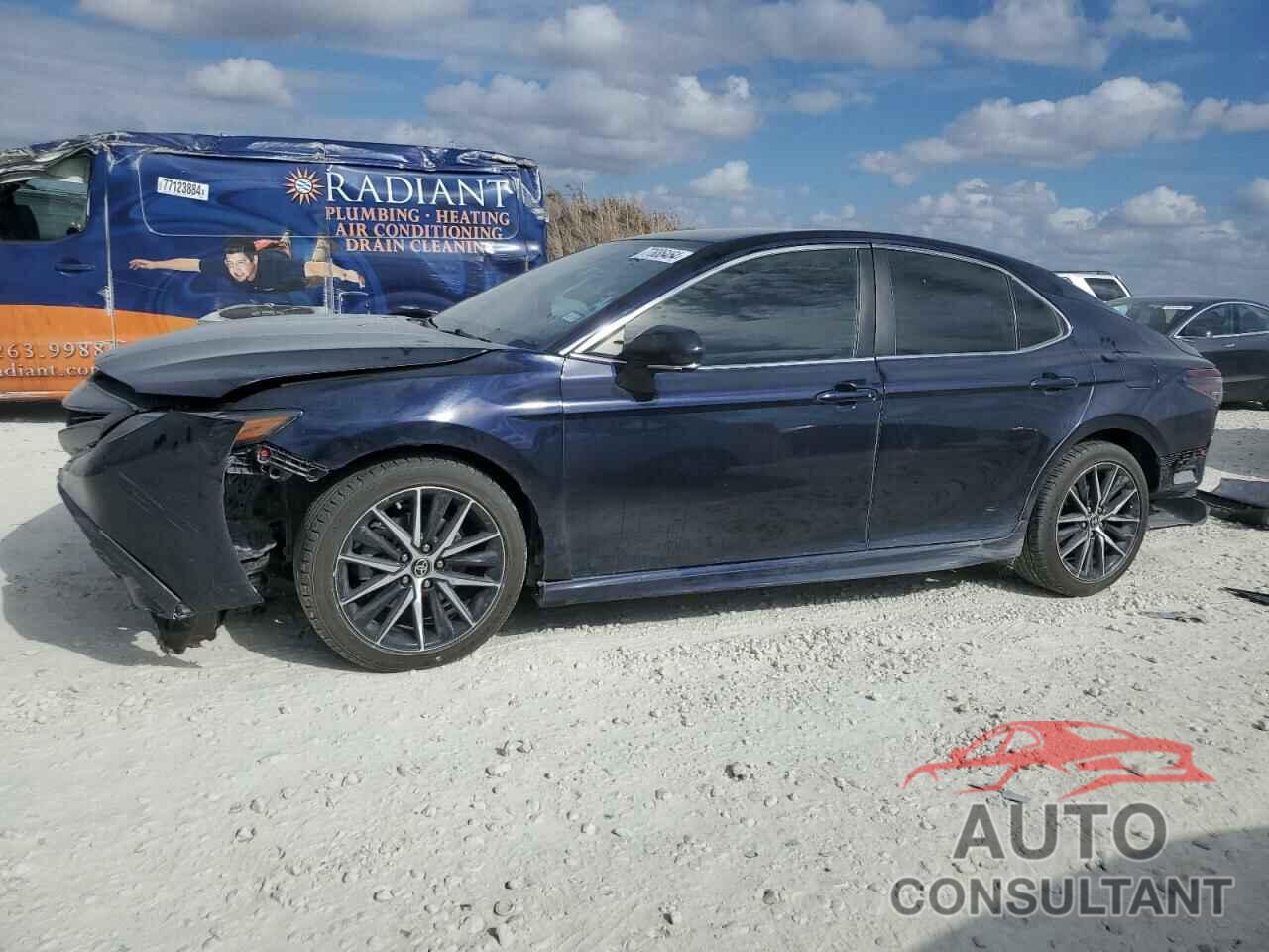 TOYOTA CAMRY 2022 - 4T1G11AK7NU623421