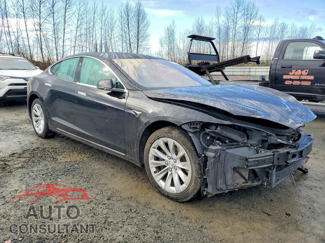 TESLA MODEL S 2018 - 5YJSA1E24JF293796