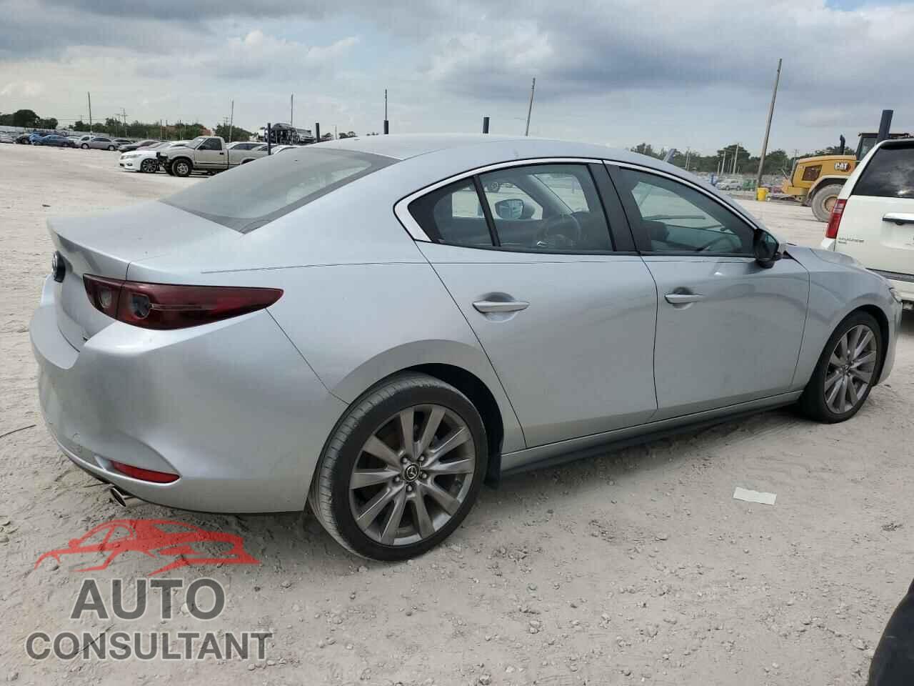 MAZDA 3 2019 - JM1BPACL2K1113428