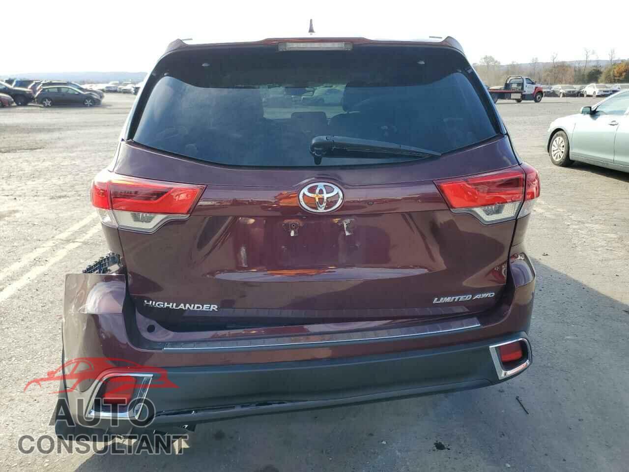 TOYOTA HIGHLANDER 2018 - 5TDDZRFH2JS878438