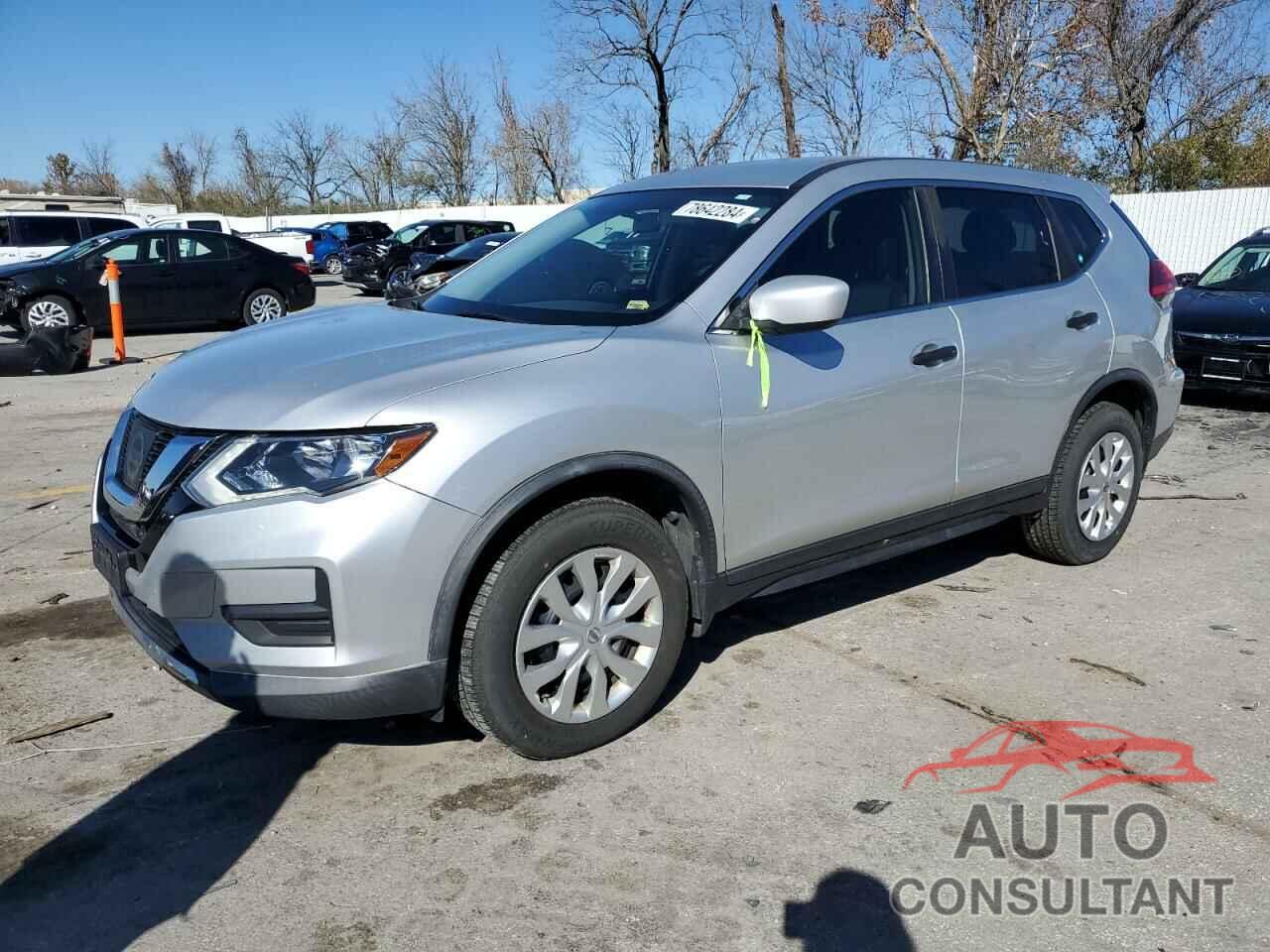 NISSAN ROGUE 2017 - KNMAT2MV7HP597096