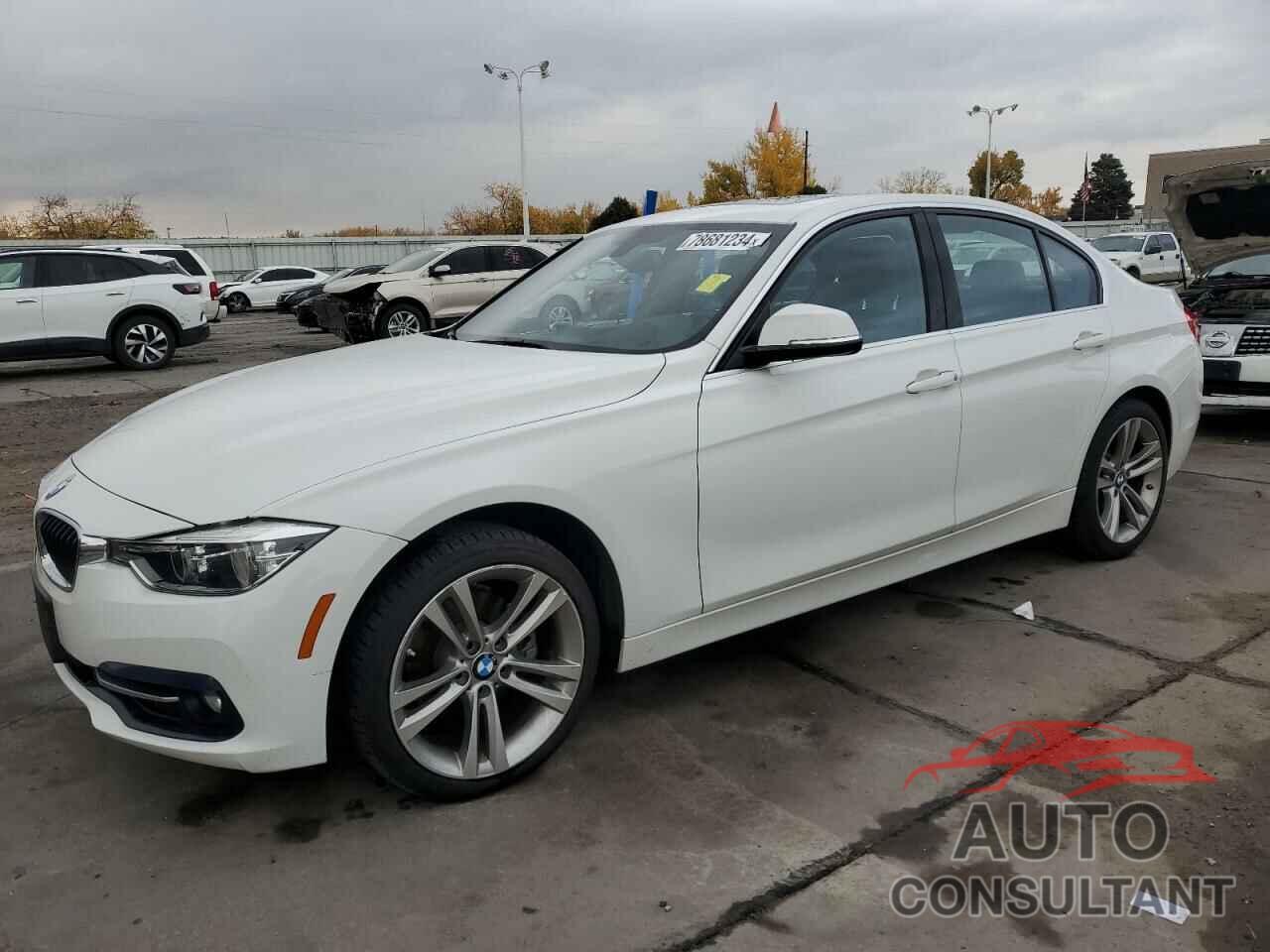 BMW 3 SERIES 2018 - WBA8D9C51JEM33184
