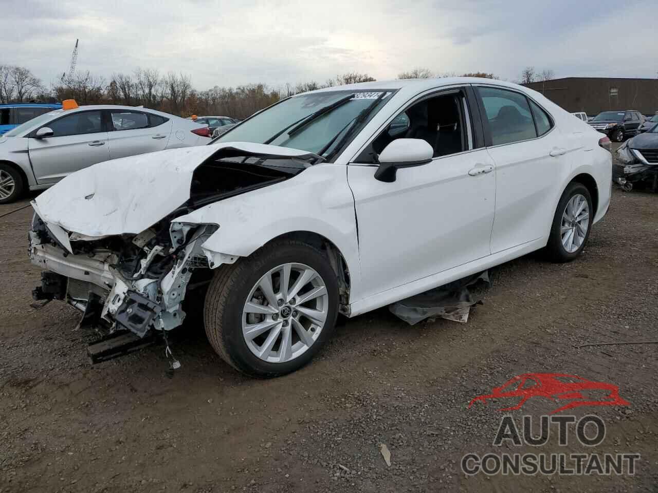 TOYOTA CAMRY 2021 - 4T1C11AKXMU512763
