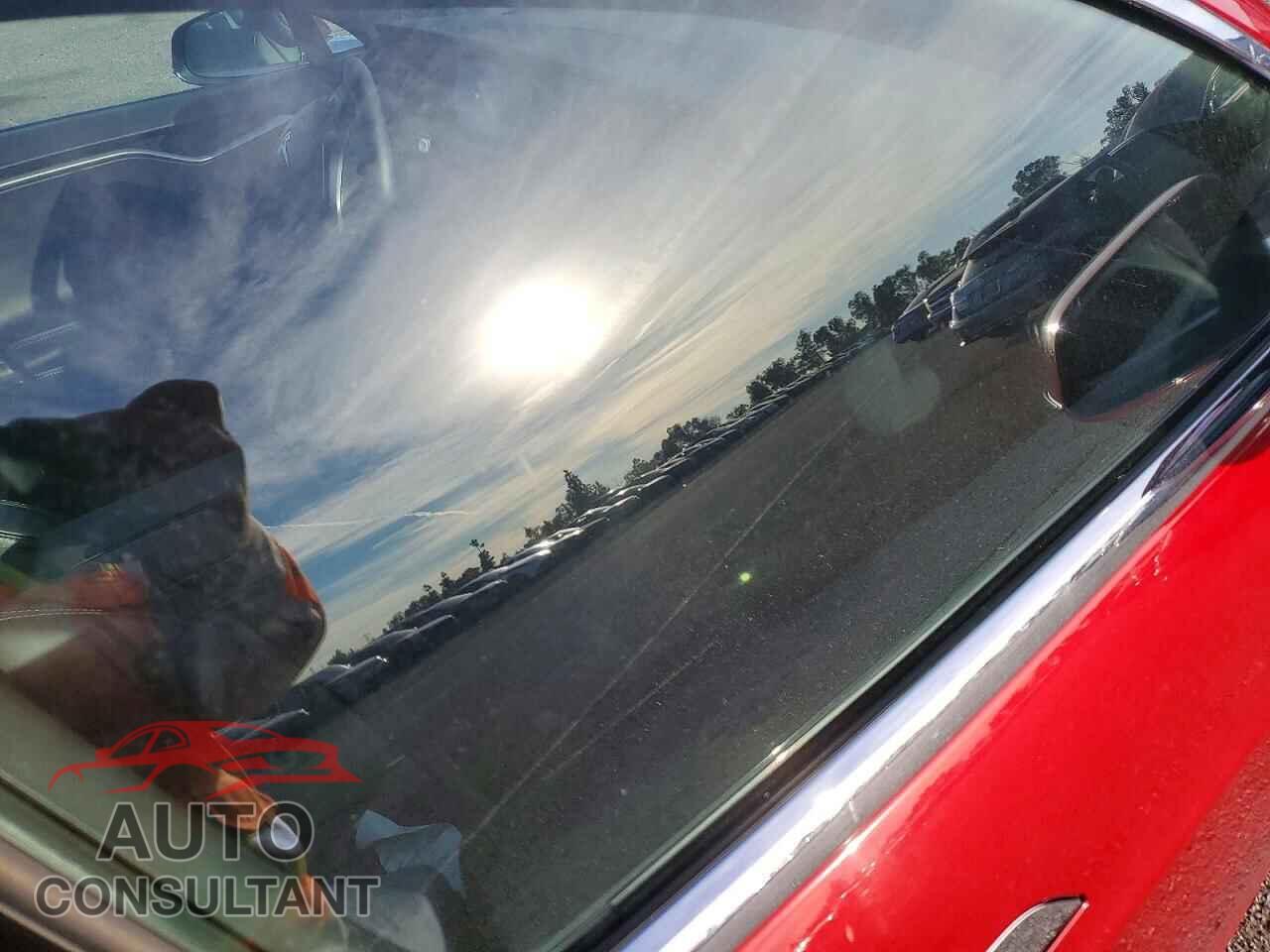 TESLA MODEL S 2018 - 5YJSA1E28JF262664