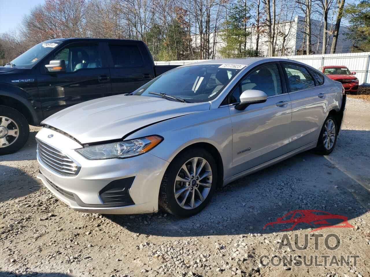 FORD FUSION 2019 - 3FA6P0LU5KR180489