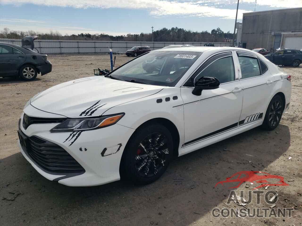 TOYOTA CAMRY 2019 - 4T1B11HK2KU218658