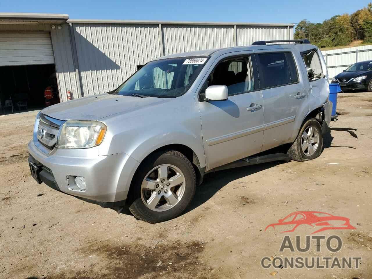 HONDA PILOT 2011 - 5FNYF3H4XBB045820