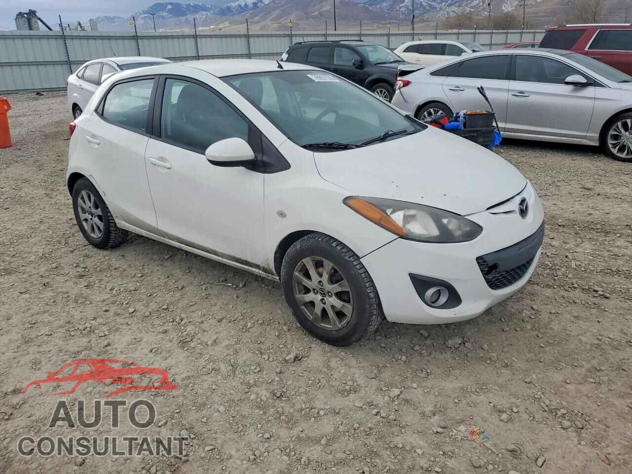 MAZDA MAZDA2 2014 - JM1DE1LY6E0176696
