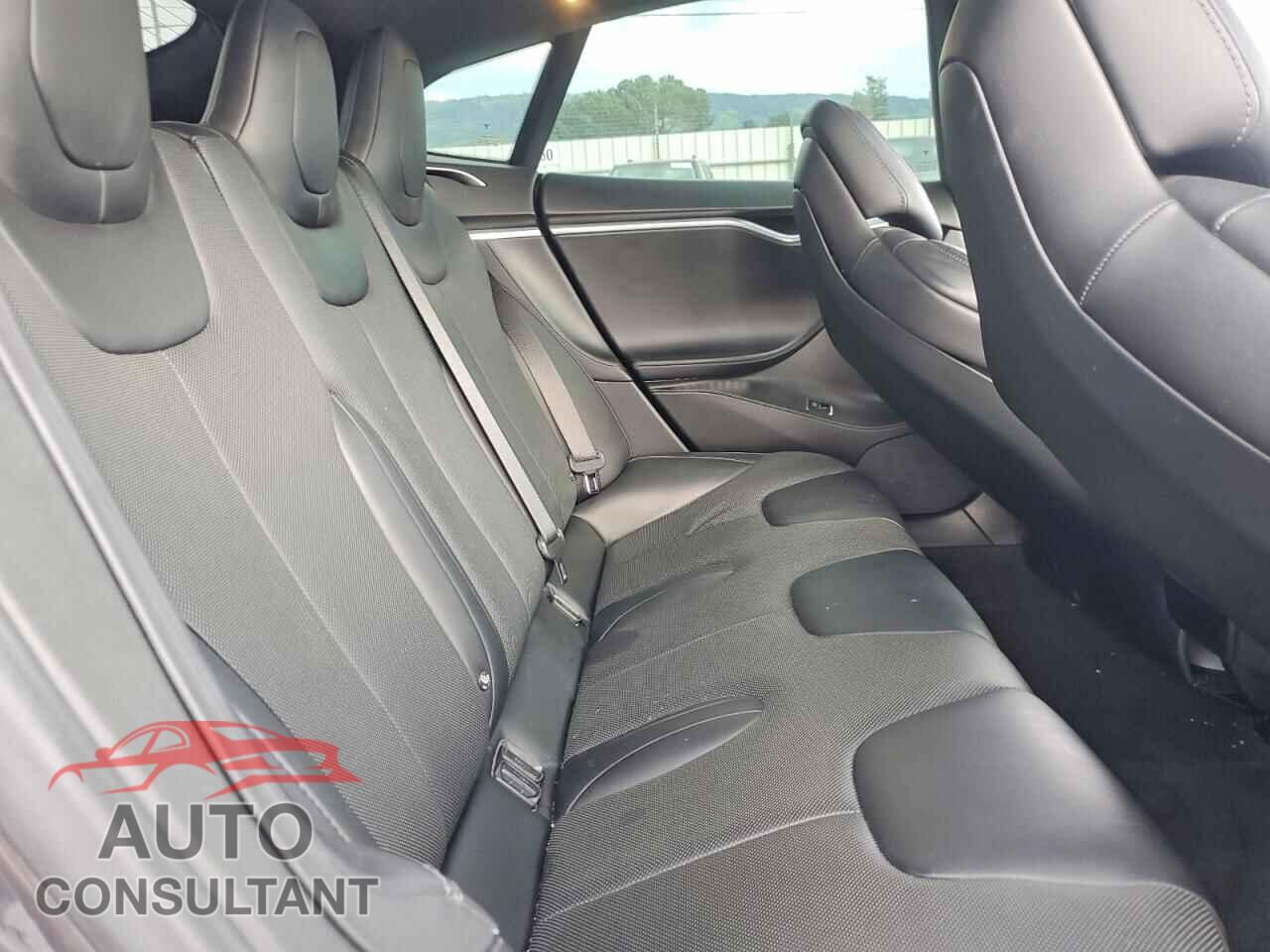 TESLA MODEL S 2017 - 5YJSA1E10HF175438