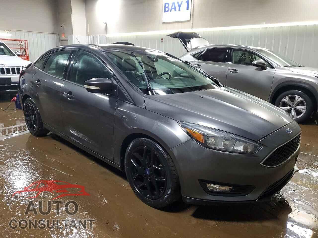 FORD FOCUS 2016 - 1FADP3F22GL302346
