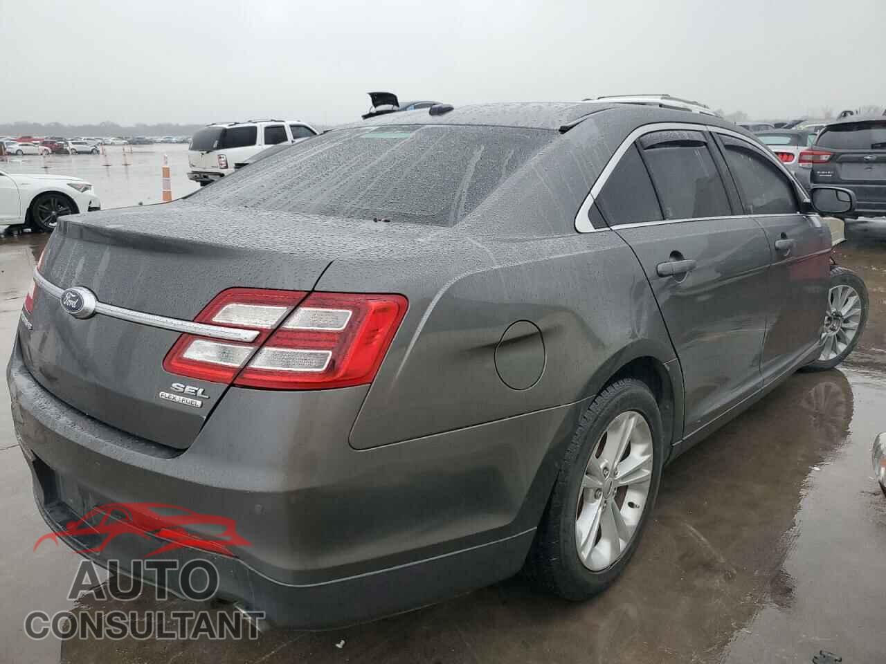 FORD TAURUS 2015 - 1FAHP2E84FG186754