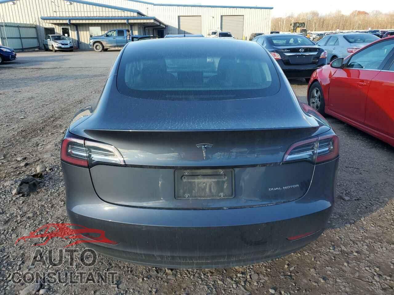 TESLA MODEL 3 2019 - 5YJ3E1EB3KF209865