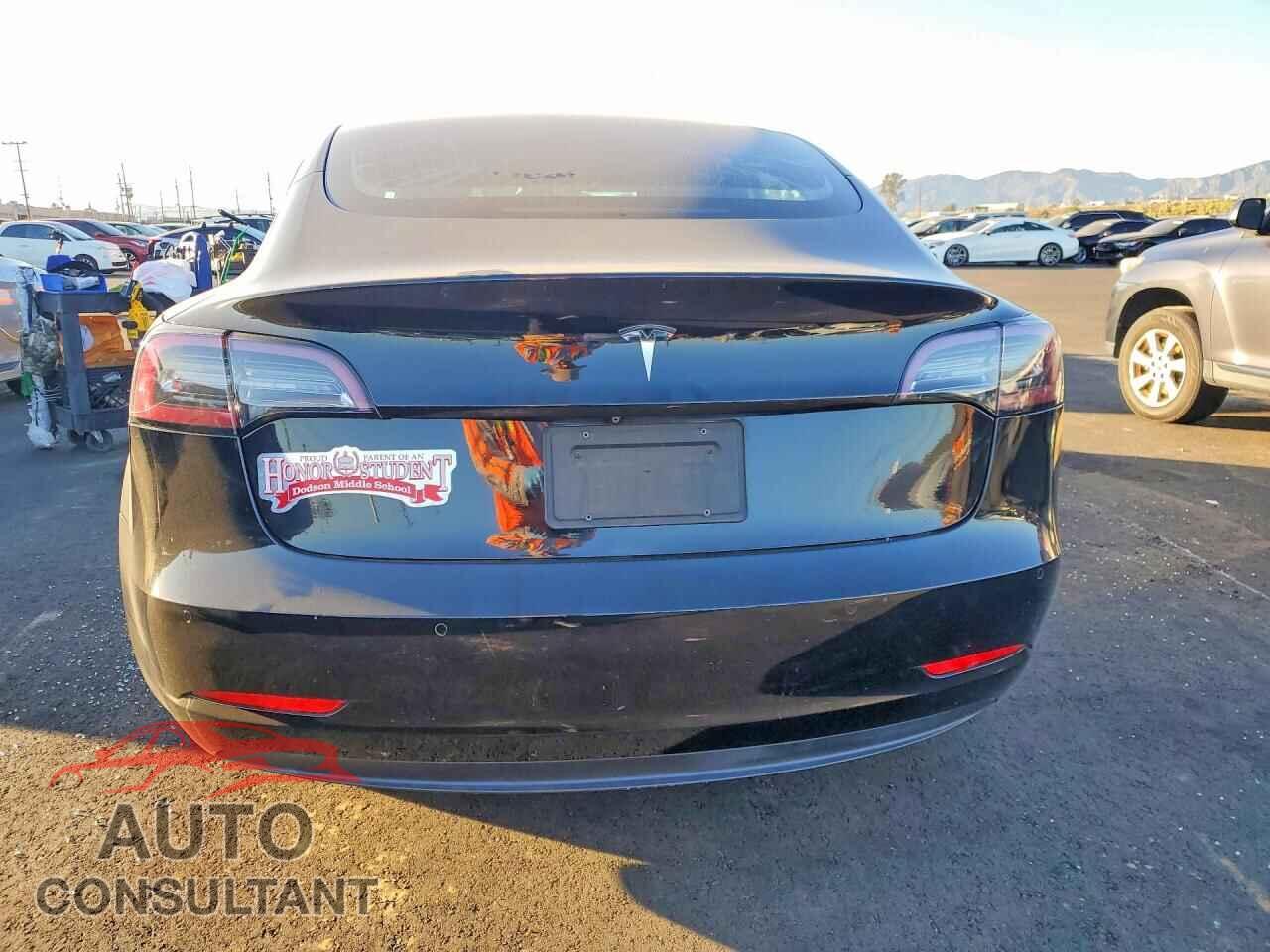 TESLA MODEL 3 2019 - 5YJ3E1EA0KF434879