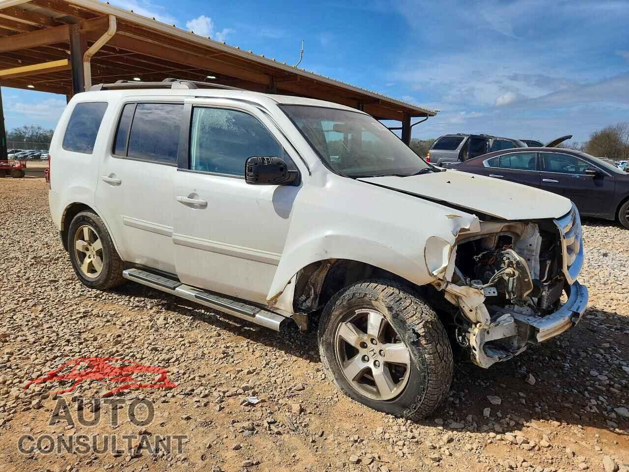 HONDA PILOT 2011 - 5FNYF3H46BB010241