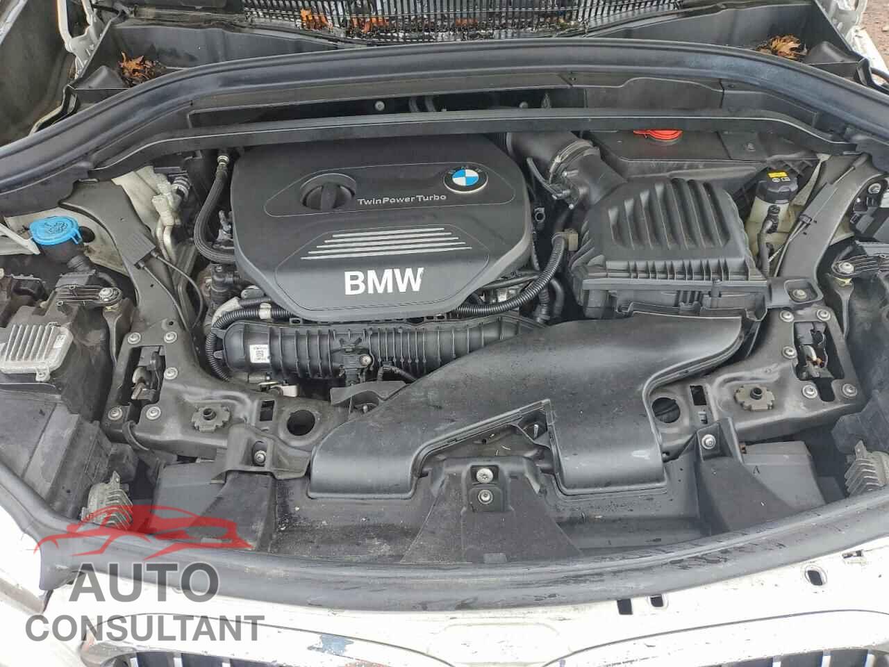 BMW X1 2017 - WBXHT3C31H5F81756