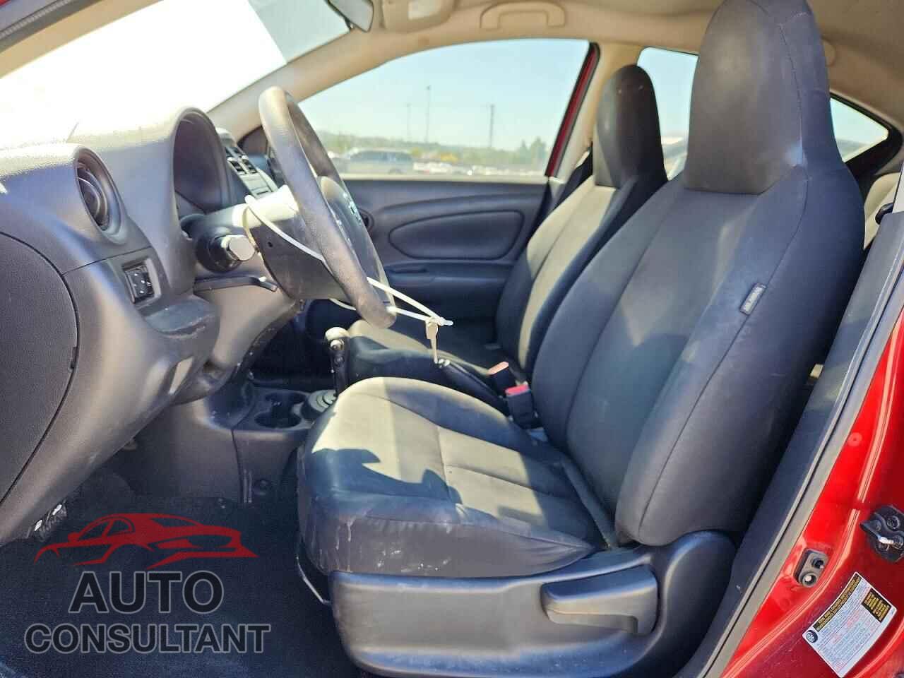 NISSAN VERSA 2017 - 3N1CN7AP3HL902470